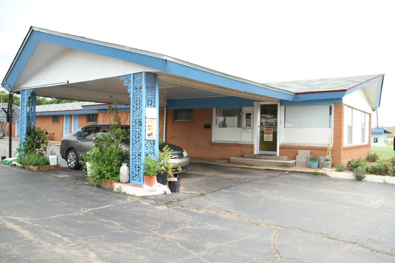 Skyliner Motel Stroud Exterior foto